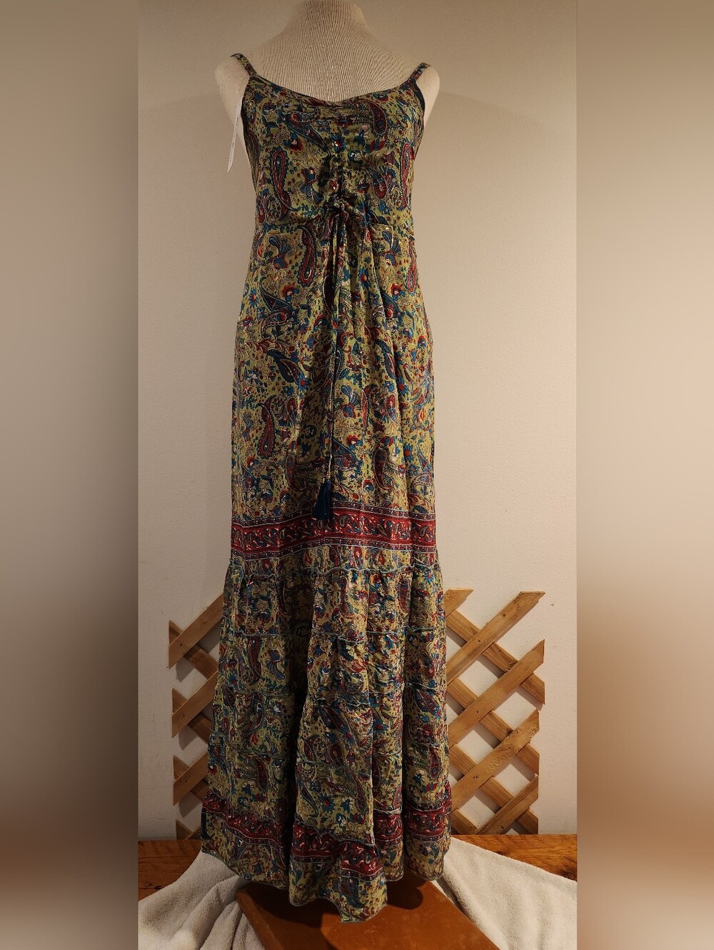 White Waves Green Paisley Tiered Boho Maxi Dress with Red & Blue Accents - Picture 6 of 11